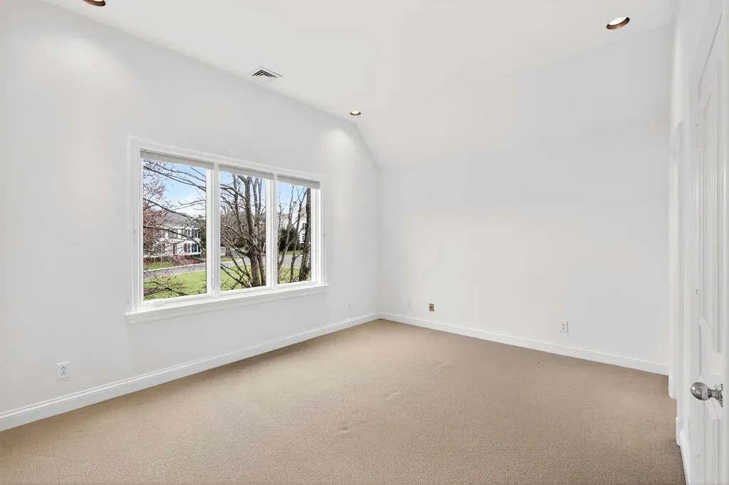101 Abbottsford Nashville TN 37215