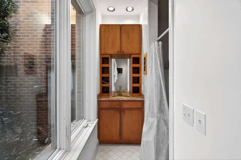 101 Abbottsford Nashville TN 37215