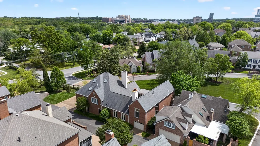 101 Abbottsford Nashville TN 37215