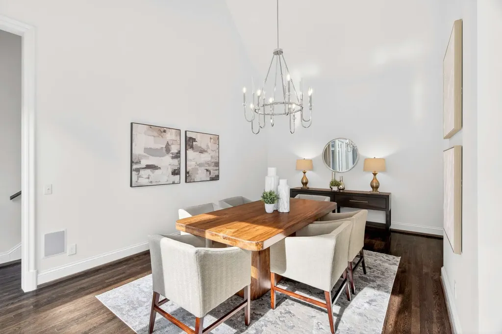 101 Abbottsford Nashville TN 37215