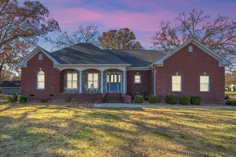 23 Regalwood Drive Manchester TN 37355