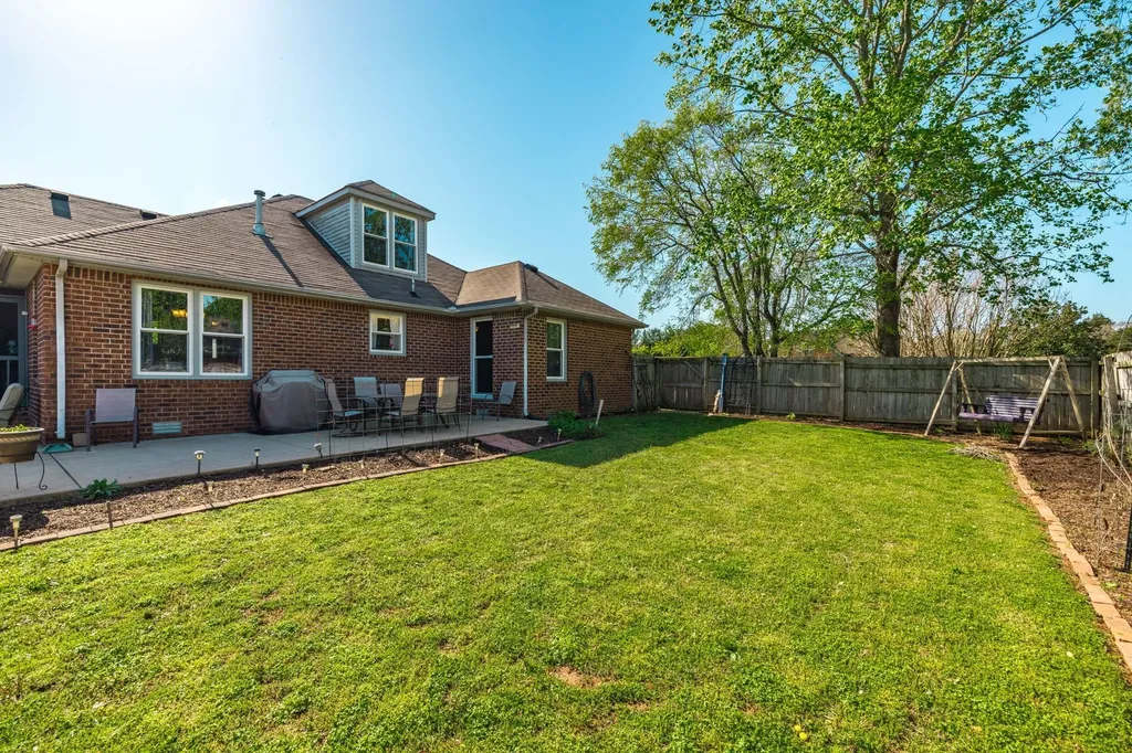 2403 English Hill Drive Murfreesboro TN 37130