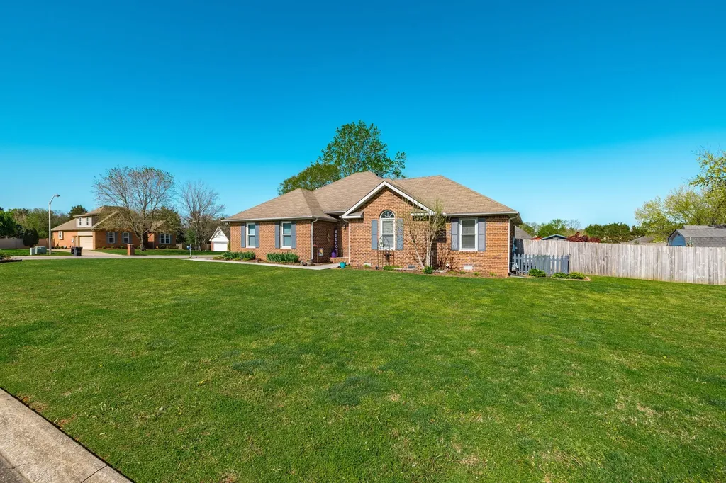 2403 English Hill Drive Murfreesboro TN 37130