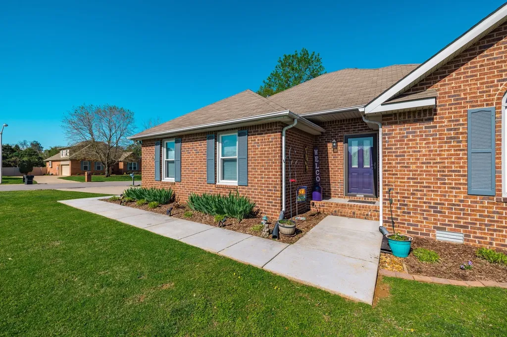 2403 English Hill Drive Murfreesboro TN 37130