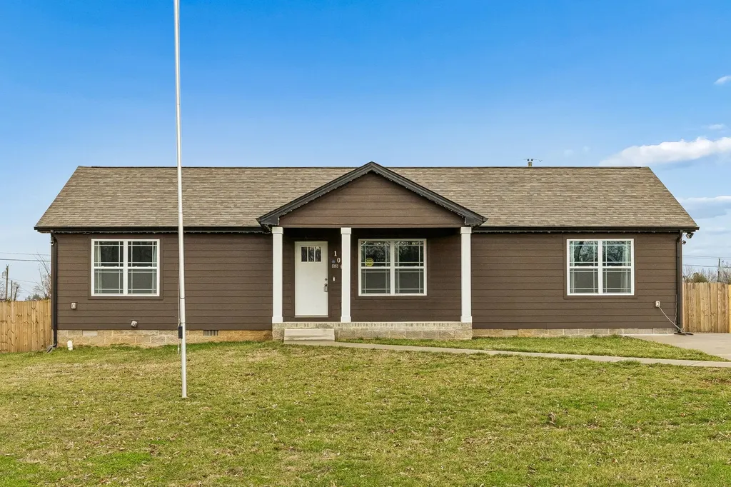 106 Norris Drive Clarksville TN 37042