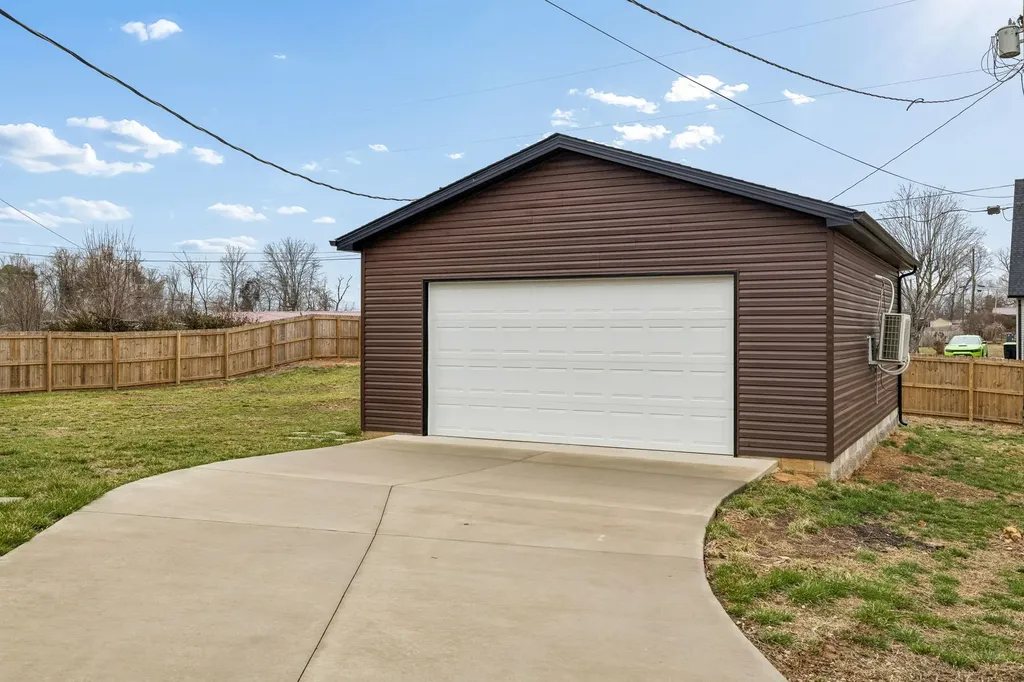 106 Norris Drive Clarksville TN 37042