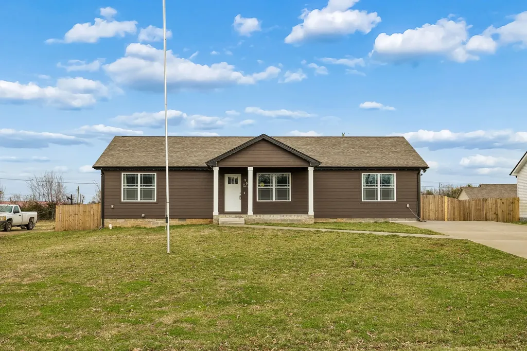 106 Norris Drive Clarksville TN 37042
