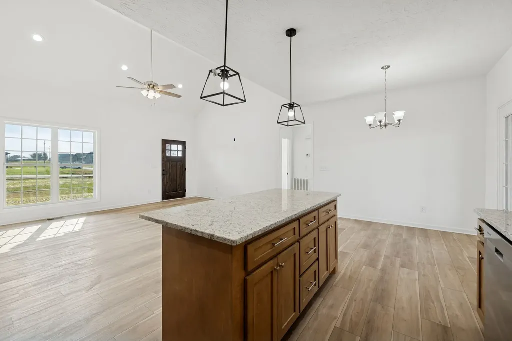 125 Makinley Drive Lafayette TN 37083