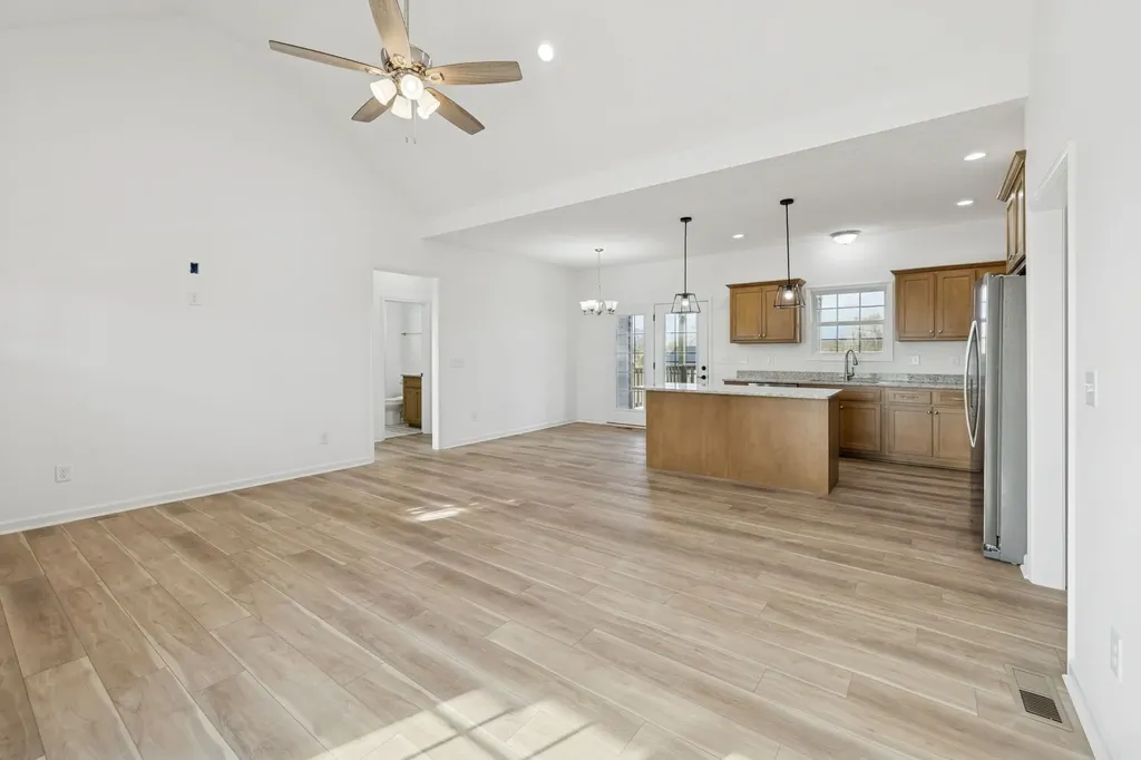 125 Makinley Drive Lafayette TN 37083