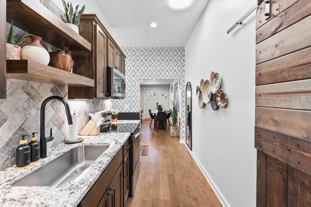 1222 Gallatin Avenue Nashville TN 37206