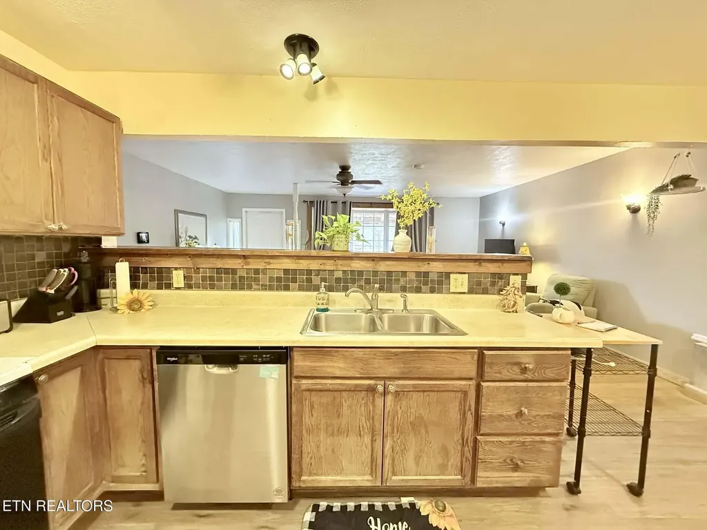 508 Petit Lane Wartburg TN 37887