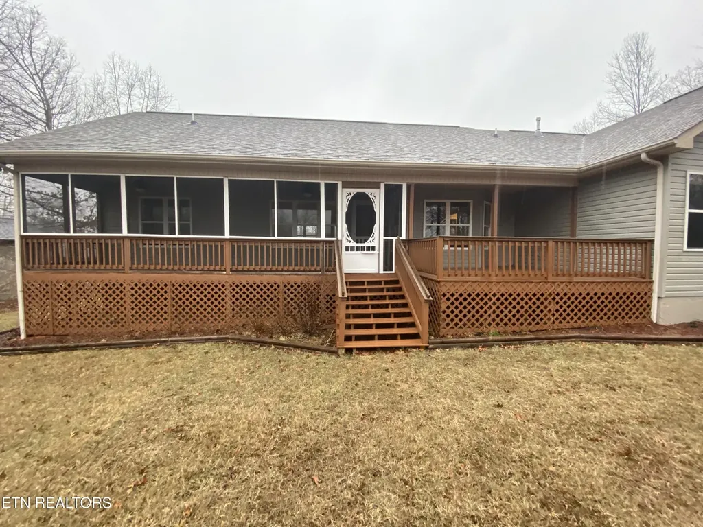 618 Apoka Lane Crossville TN 38572