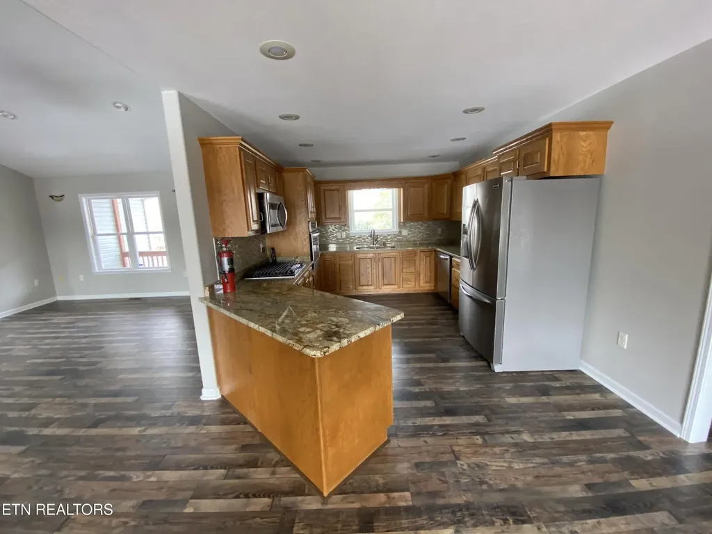 618 Apoka Lane Crossville TN 38572