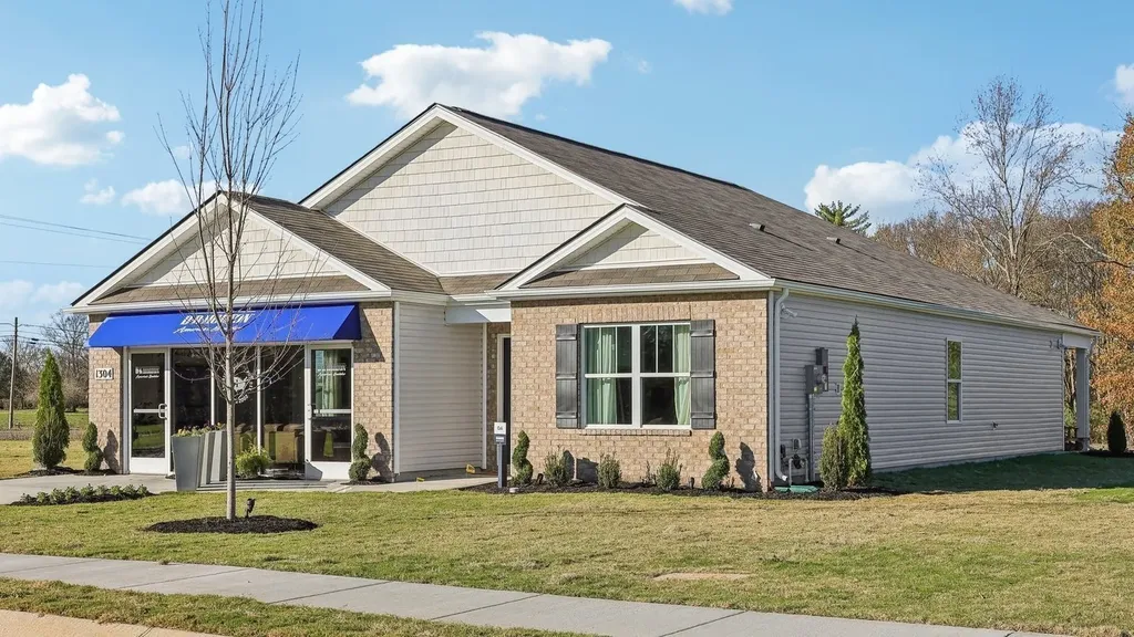 1737 Savannah Pass Lewisburg TN 37091