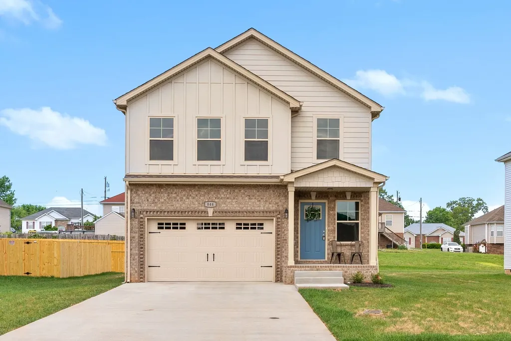 370 Cardinal Creek Clarksville TN 37040