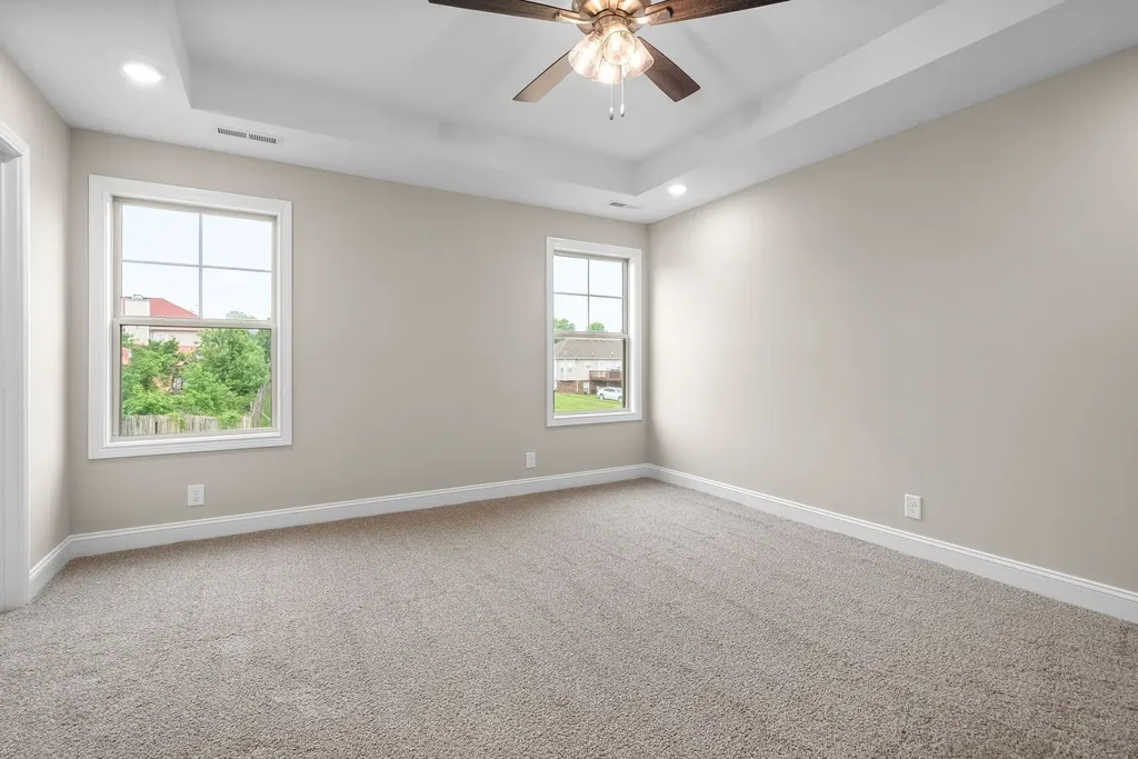 370 Cardinal Creek Clarksville TN 37040
