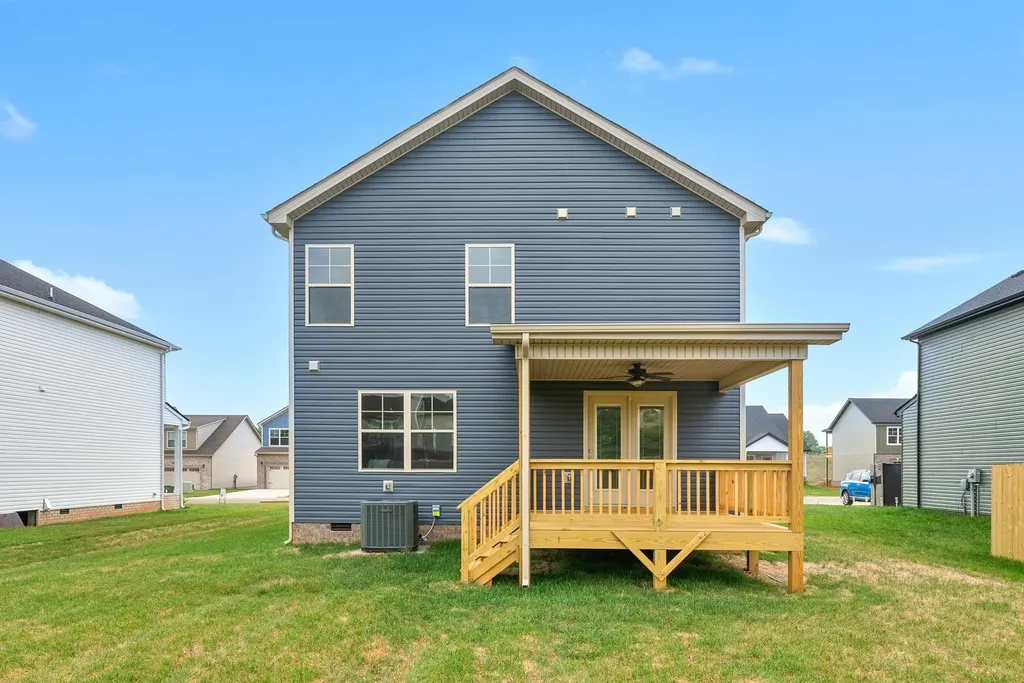 370 Cardinal Creek Clarksville TN 37040