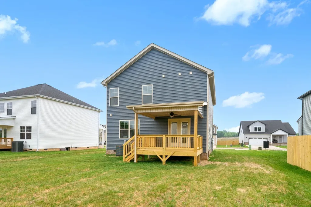 370 Cardinal Creek Clarksville TN 37040