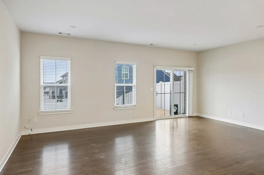 262 Dartmoor Place Goodlettsville TN 37072