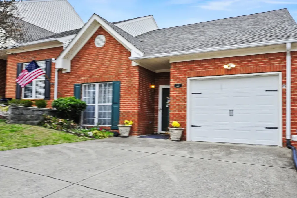 221 Wyndom Court Goodlettsville TN 37072