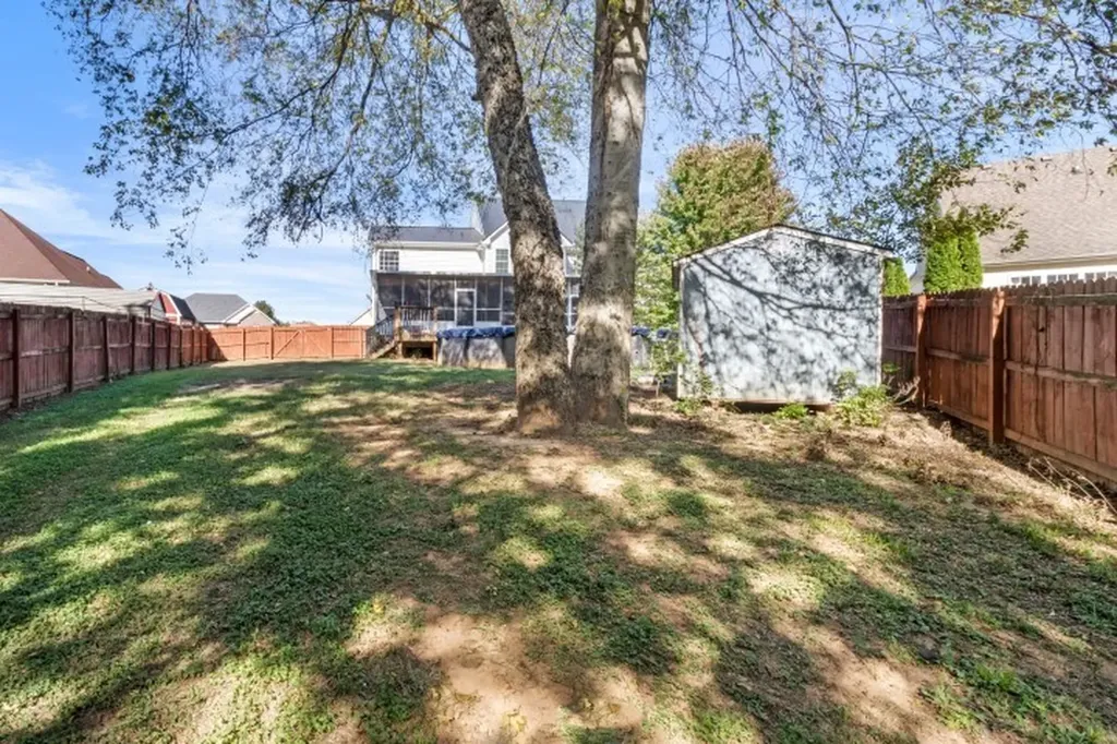 810 Fire Break Drive Clarksville TN 37040