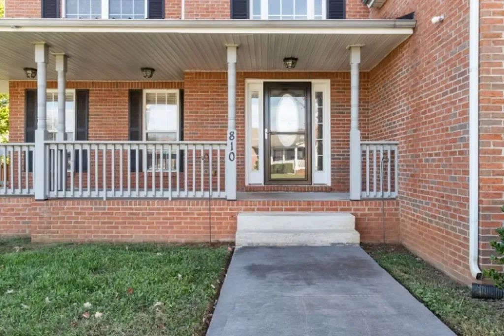 810 Fire Break Drive Clarksville TN 37040