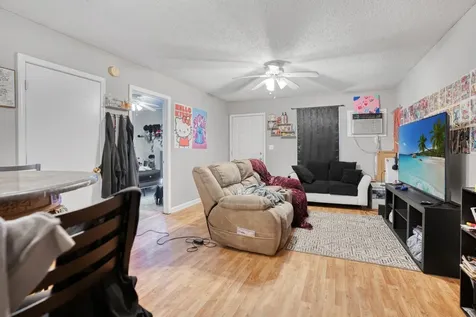 185 Oak Street Clarksville TN 37042