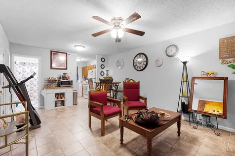185 Oak Street Clarksville TN 37042