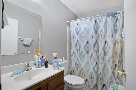 185 Oak Street Clarksville TN 37042