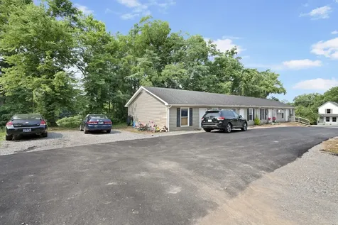 185 Oak Street Clarksville TN 37042