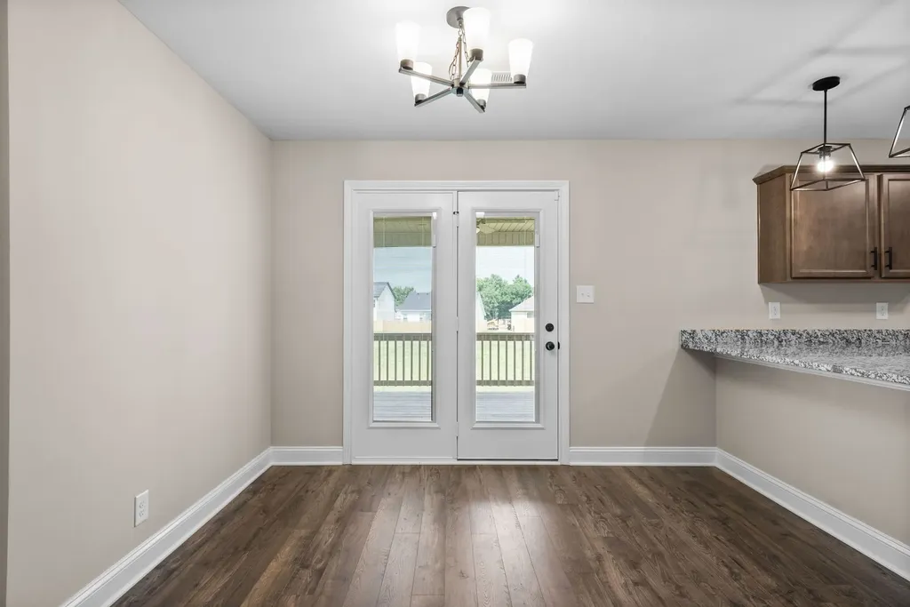 359 Cardinal Creek Clarksville TN 37040