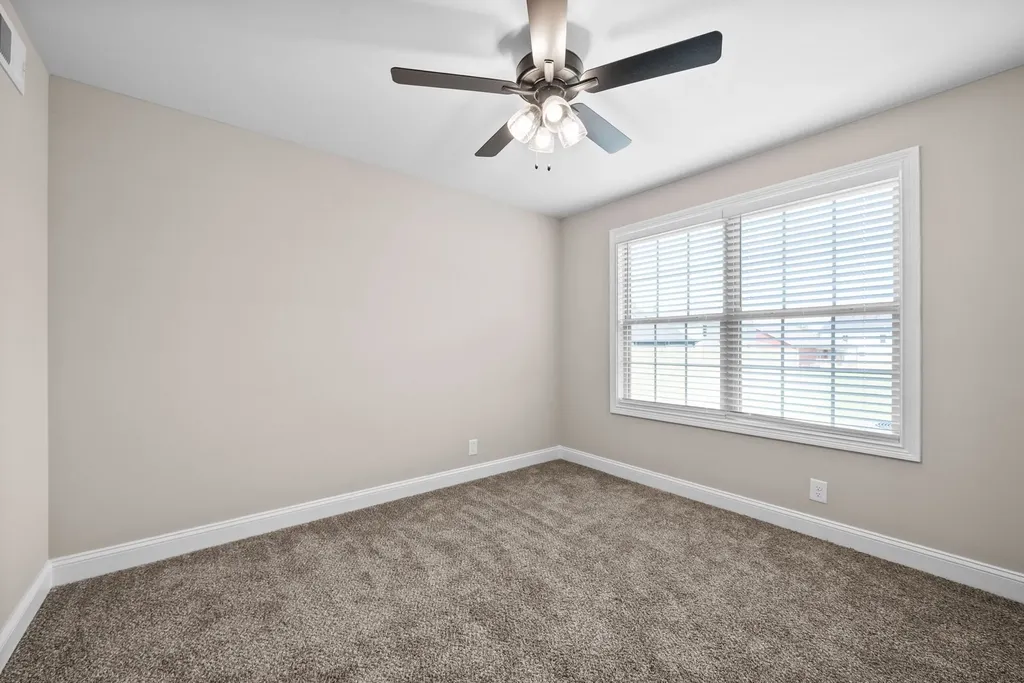 359 Cardinal Creek Clarksville TN 37040