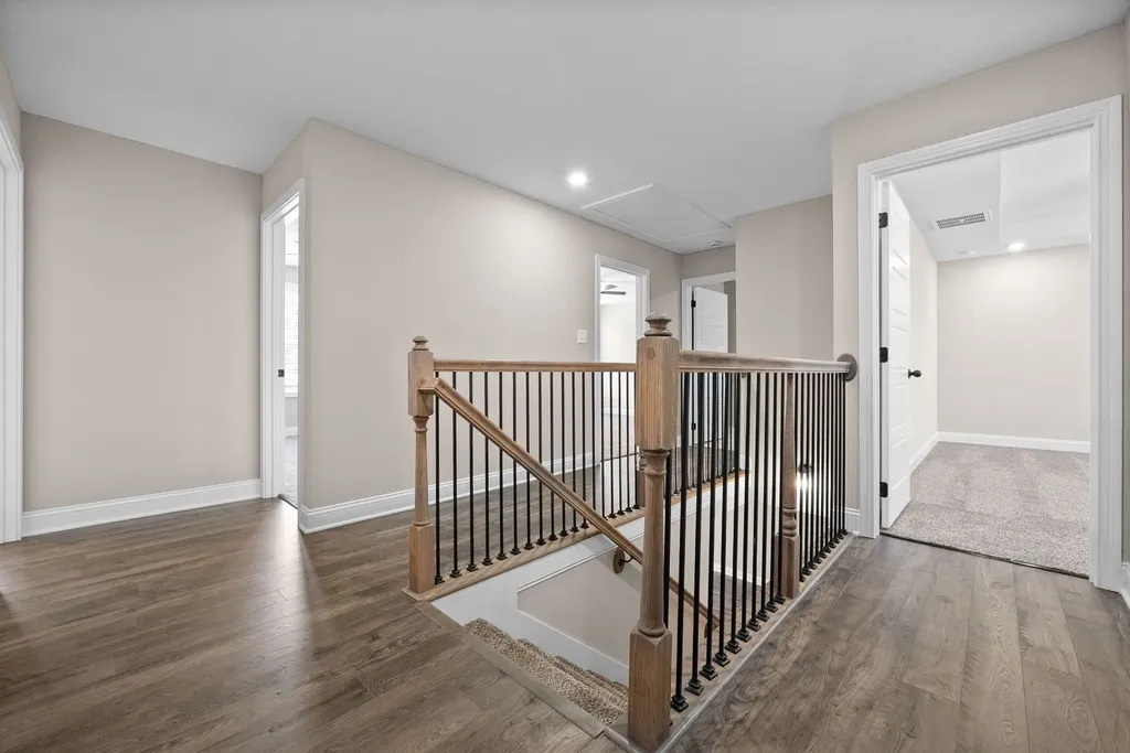 359 Cardinal Creek Clarksville TN 37040