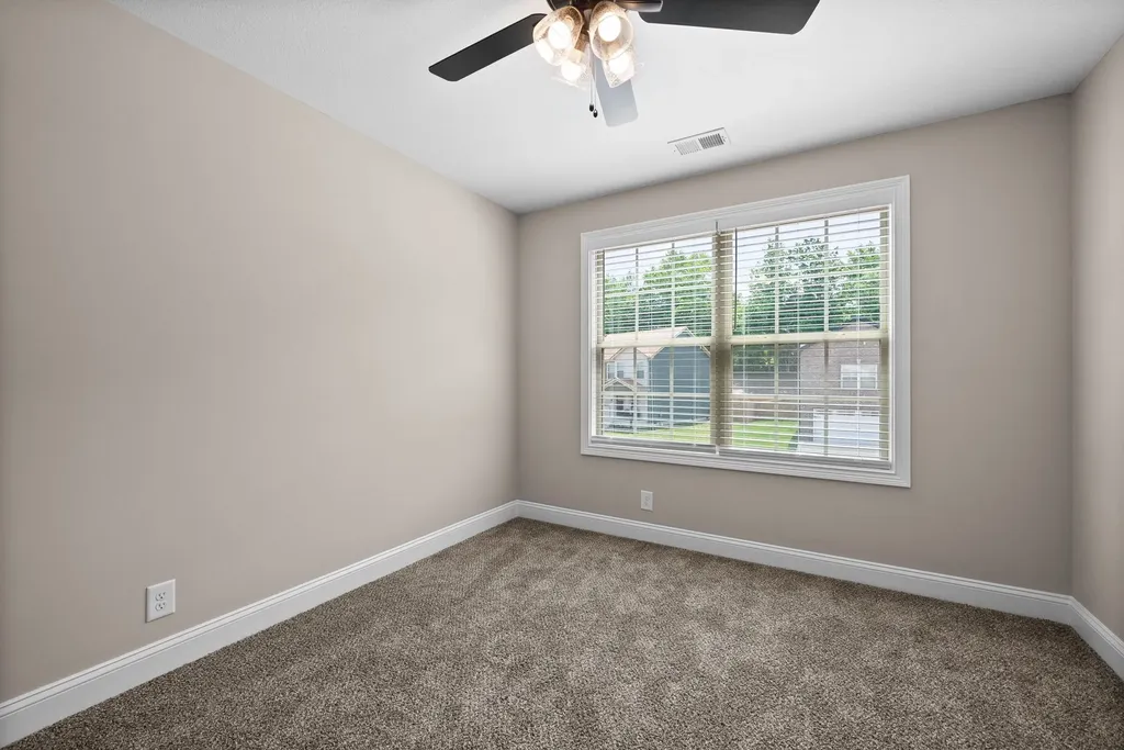 359 Cardinal Creek Clarksville TN 37040