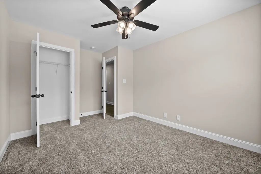 359 Cardinal Creek Clarksville TN 37040