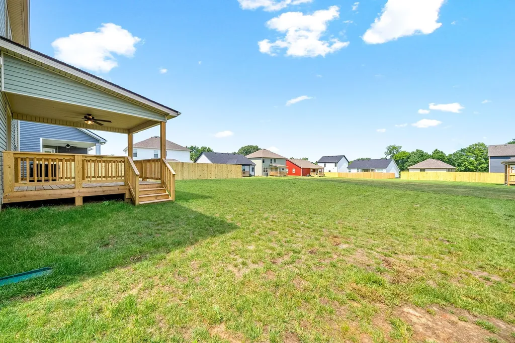 359 Cardinal Creek Clarksville TN 37040
