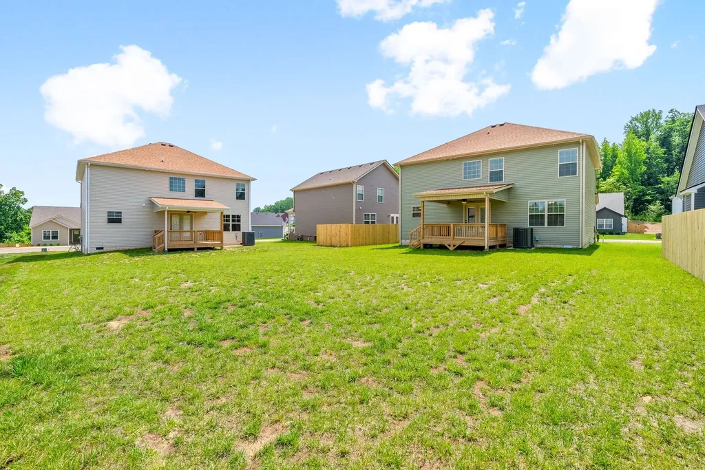 359 Cardinal Creek Clarksville TN 37040