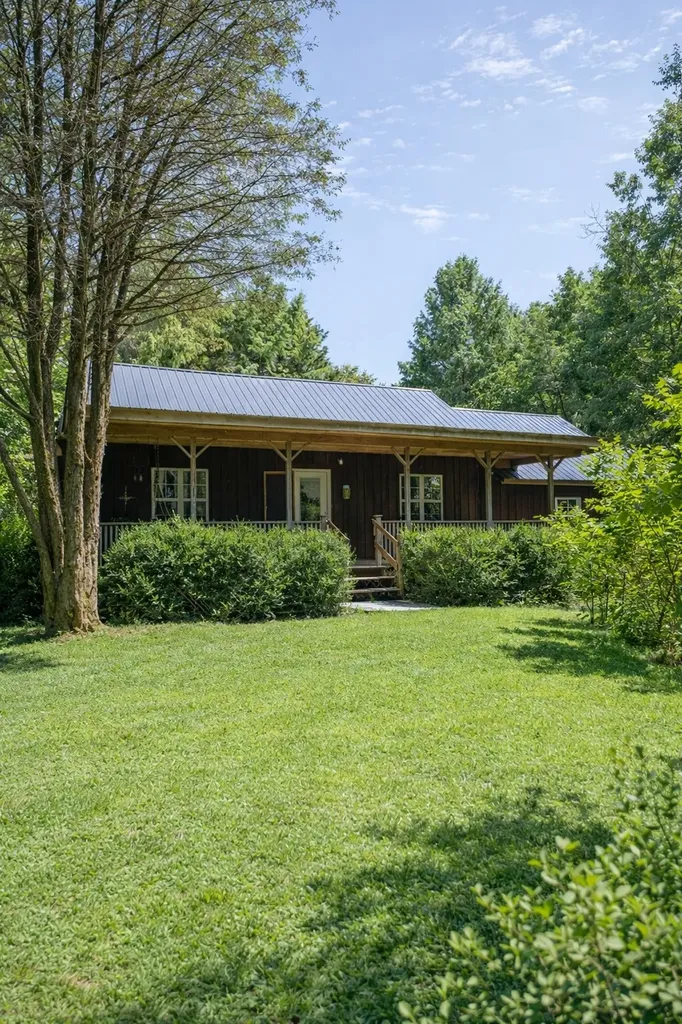 233 Taylor Lake Road Morrison TN 37357