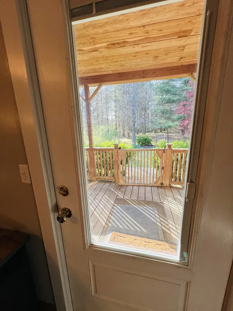 233 Taylor Lake Road Morrison TN 37357