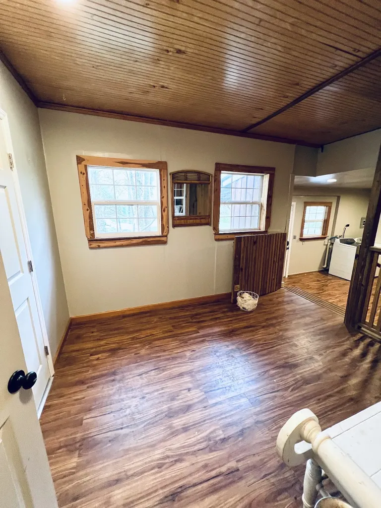 233 Taylor Lake Road Morrison TN 37357