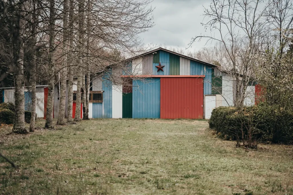 233 Taylor Lake Road Morrison TN 37357