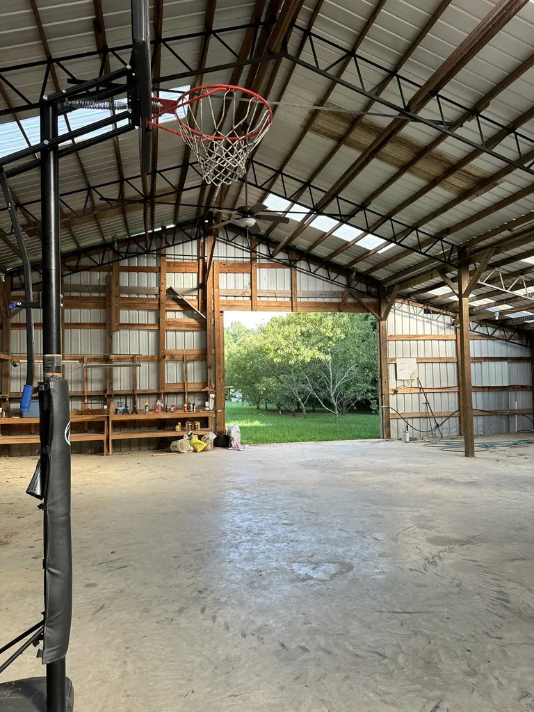 233 Taylor Lake Road Morrison TN 37357
