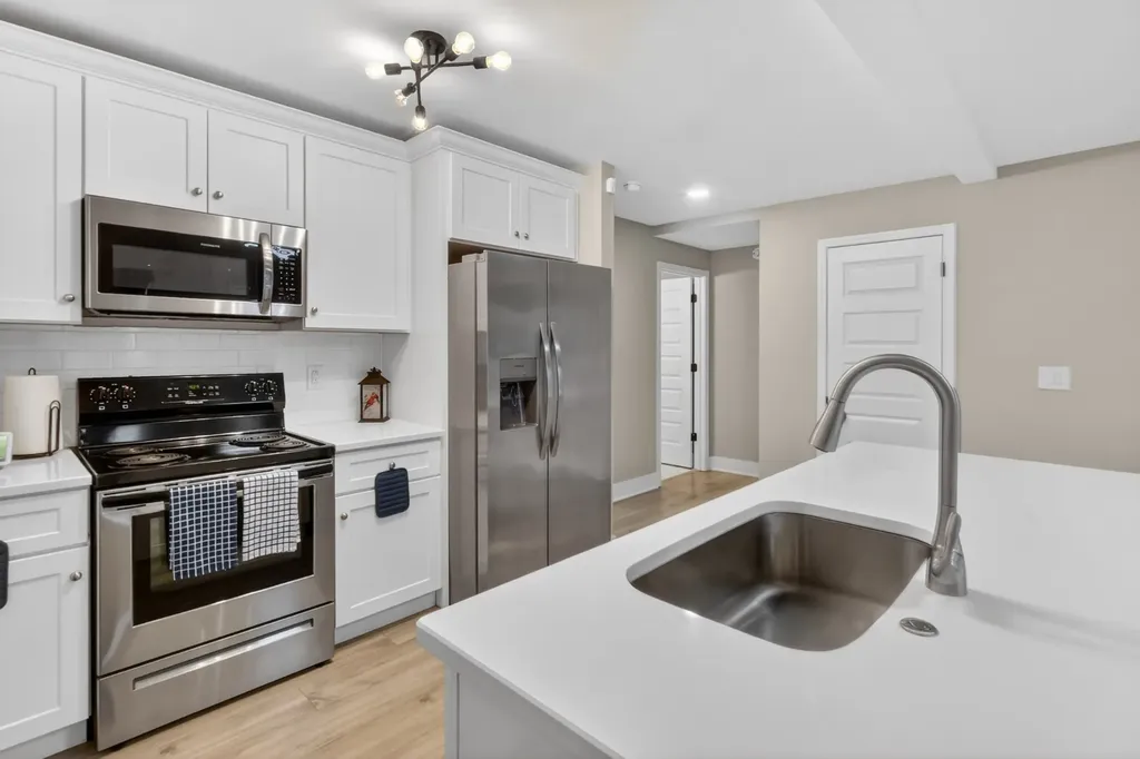 810 28th Ave, N Nashville TN 37208