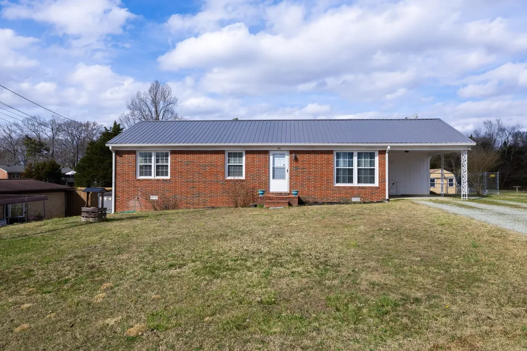 291 Oakdale Lane Sparta TN 38583