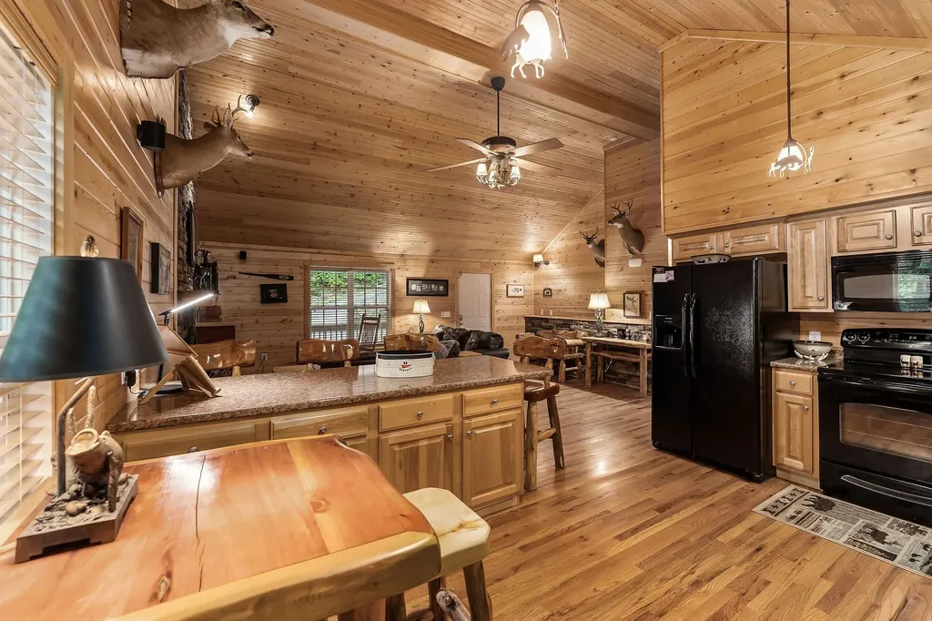 375 Lakeside Drive Smithville TN 37166