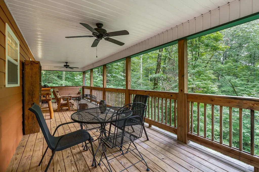 375 Lakeside Drive Smithville TN 37166