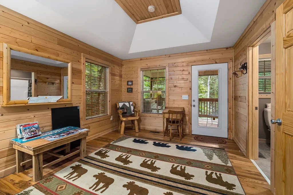 375 Lakeside Drive Smithville TN 37166