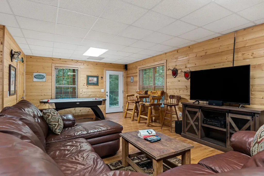 375 Lakeside Drive Smithville TN 37166