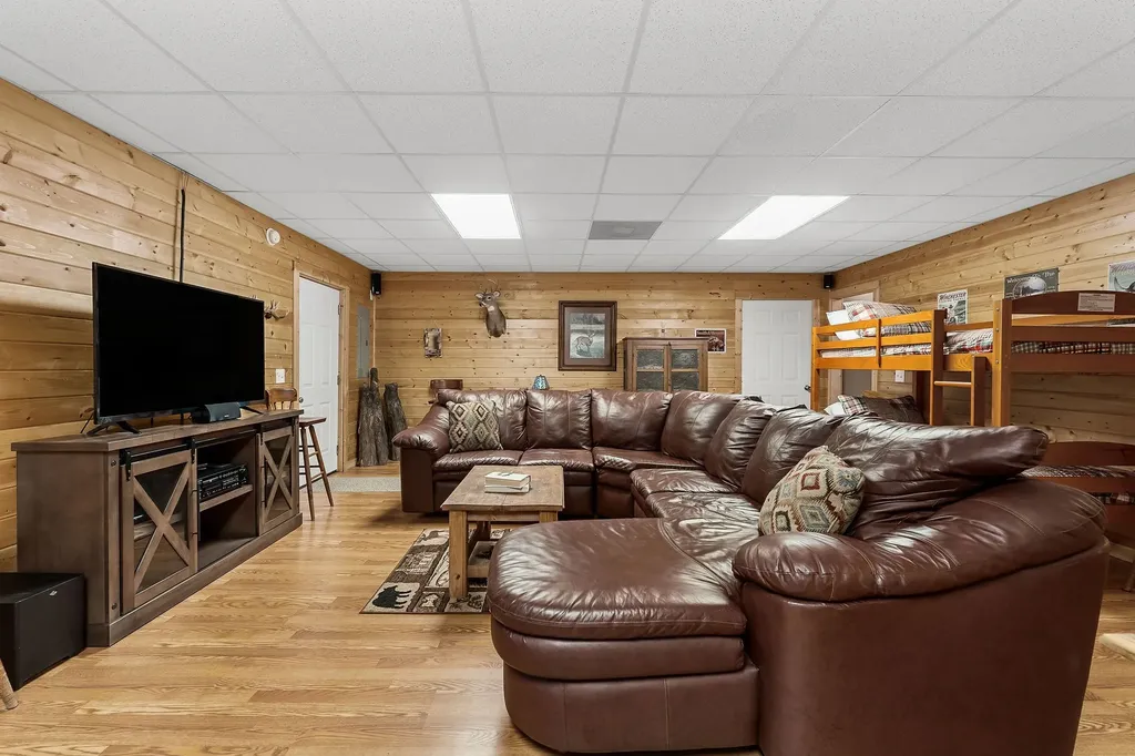 375 Lakeside Drive Smithville TN 37166