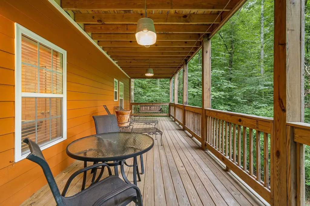 375 Lakeside Drive Smithville TN 37166